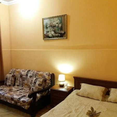 Apartment On Ploshcha Svyatogo Teodora Львов Экстерьер фото