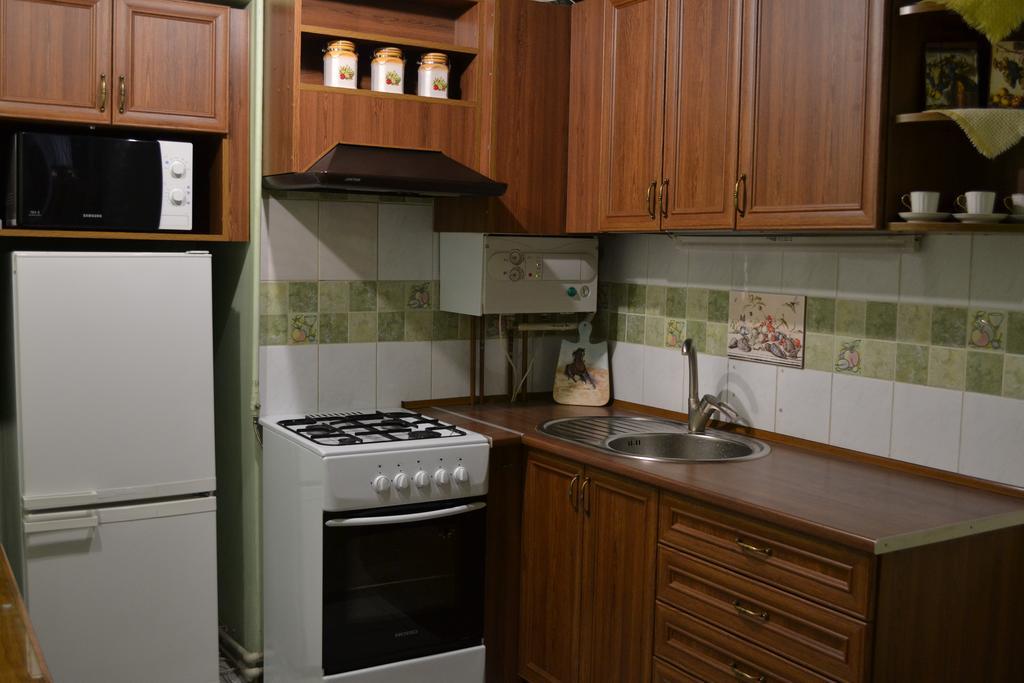 Apartment On Ploshcha Svyatogo Teodora Львов Экстерьер фото
