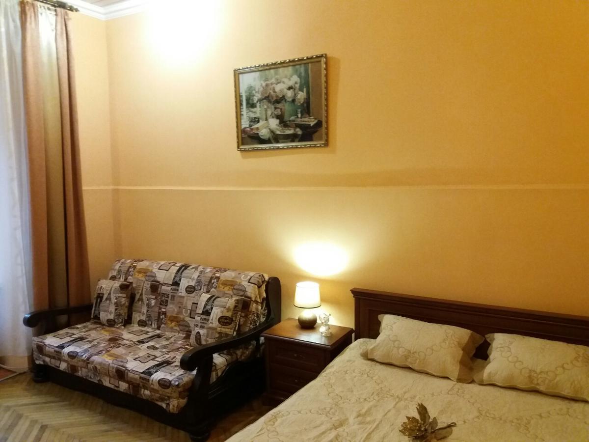 Apartment On Ploshcha Svyatogo Teodora Львов Экстерьер фото